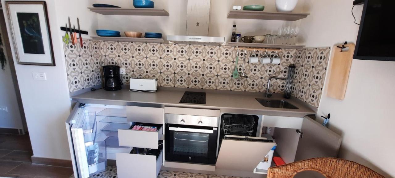 Ar28-1, Coqueto Apartamento En Primera Linea De Playa Villajoyosa Bagian luar foto